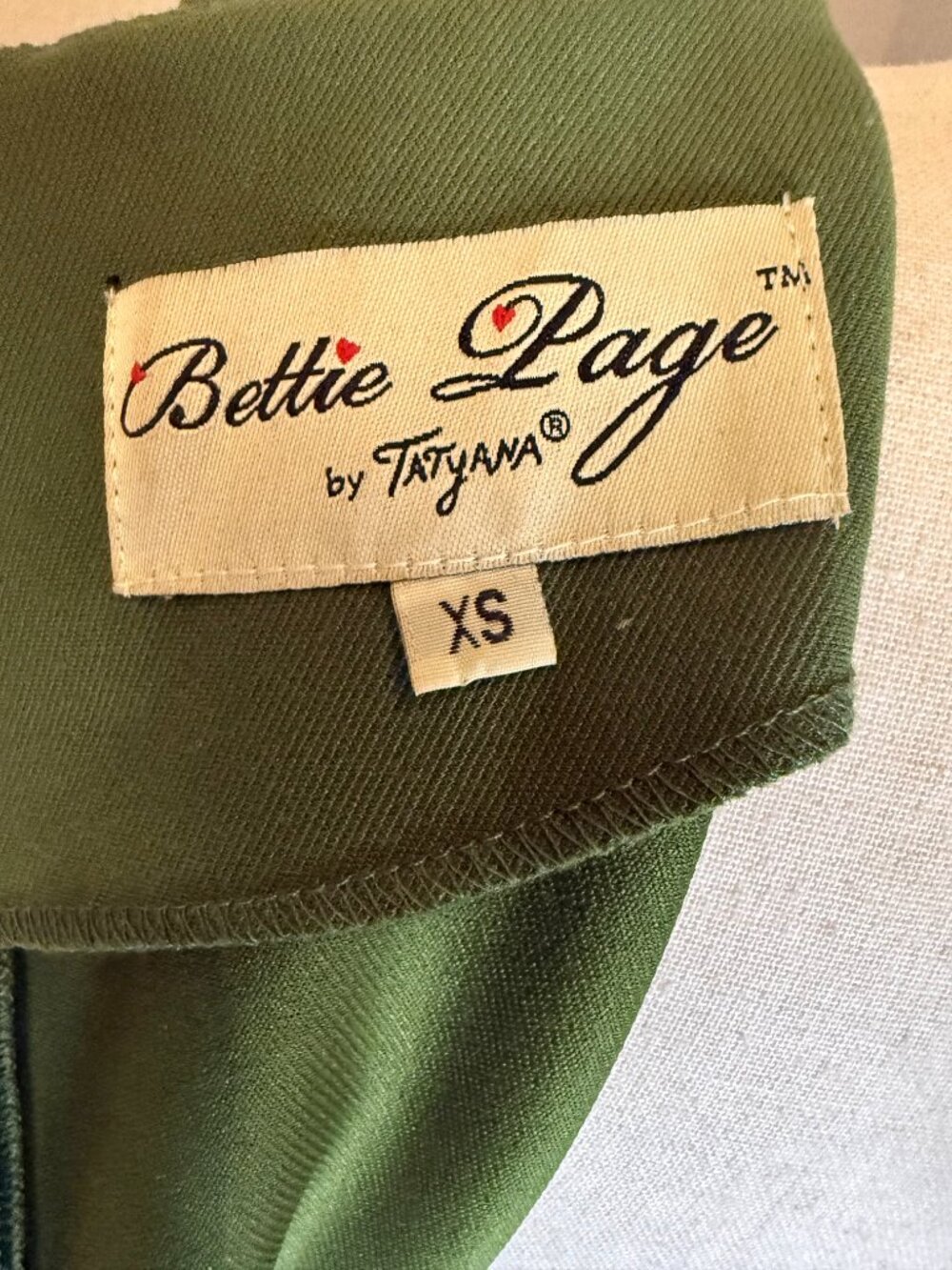 Bettie Page by Tatyana Pinup Retro Wiggle Olive Green Dress w/ Criss Cross Belt - Picture 12 of 12